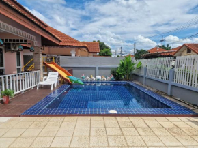 Bluepool Villa